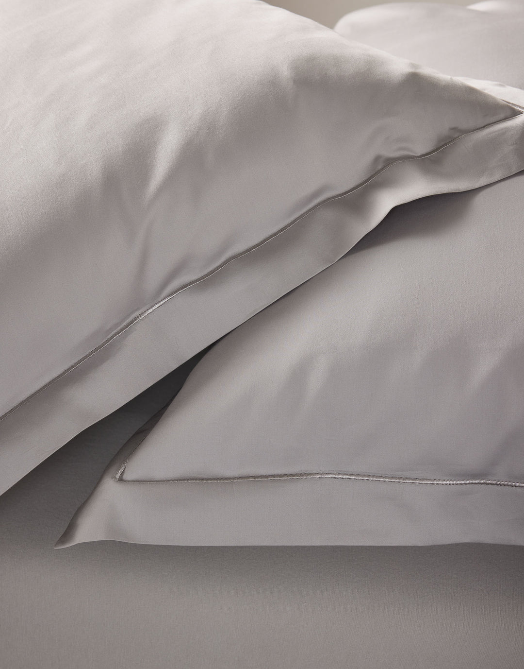 Essenza | Aziza Dekbedovertrek - 1p set 140x220+60x70, Cloud Grey