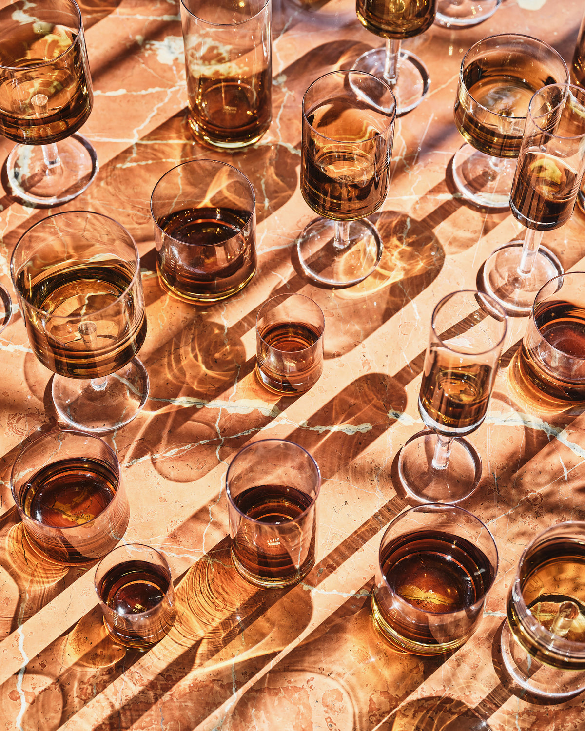 Serax - Kelly Wearstler - Wittewijnglas Amber Zuma - Set van 4