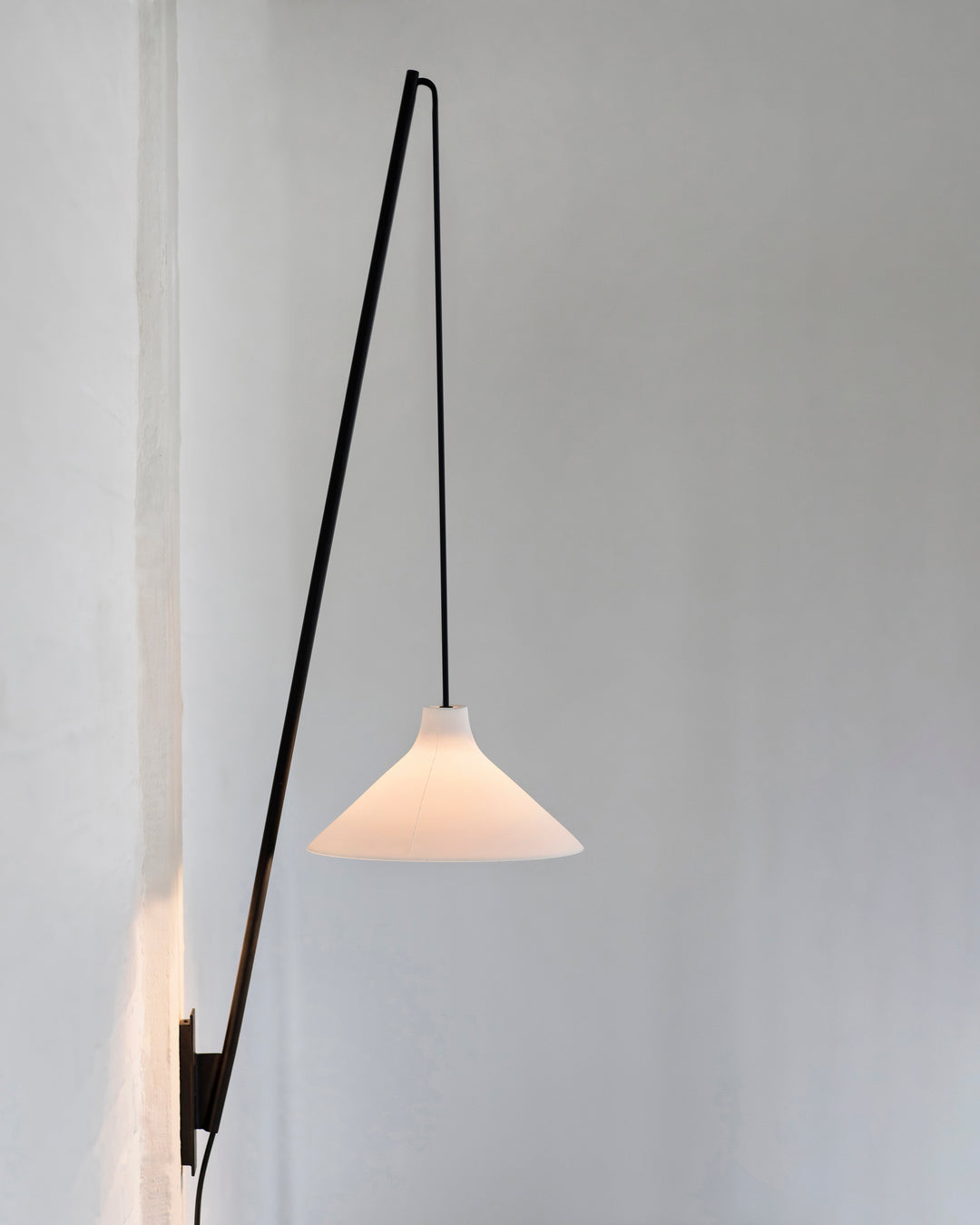 Serax - Seppe Van Heusden - Wandlamp M Zwart-Wit Seam
