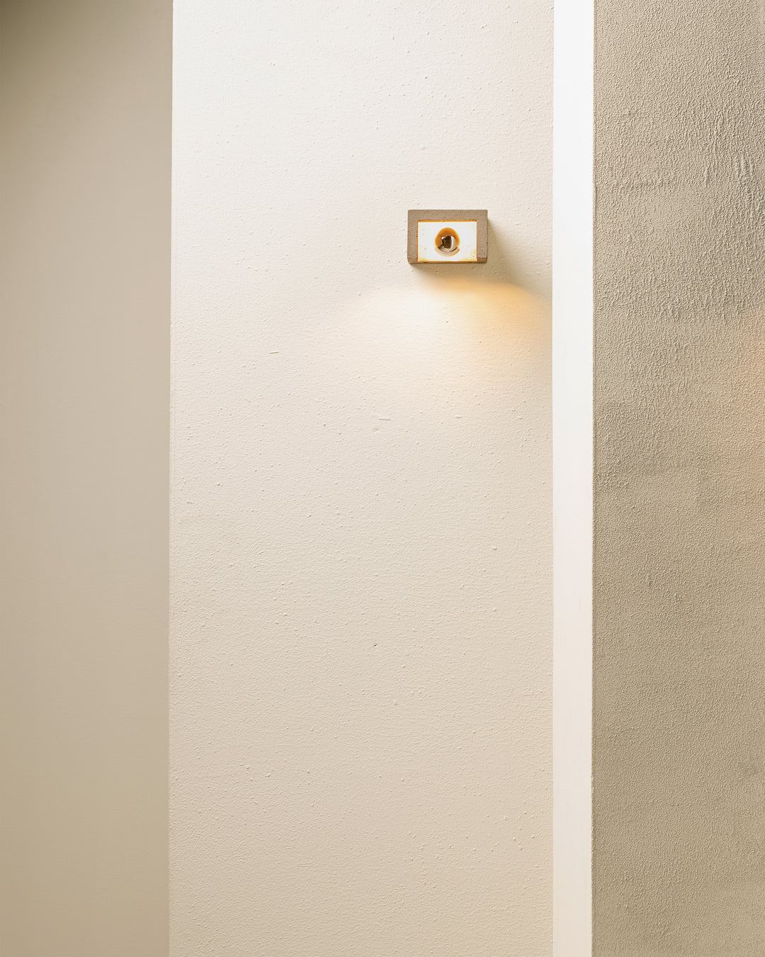 Serax - Thijs Prinsen - Wandlamp °2 Beton Primary Shape