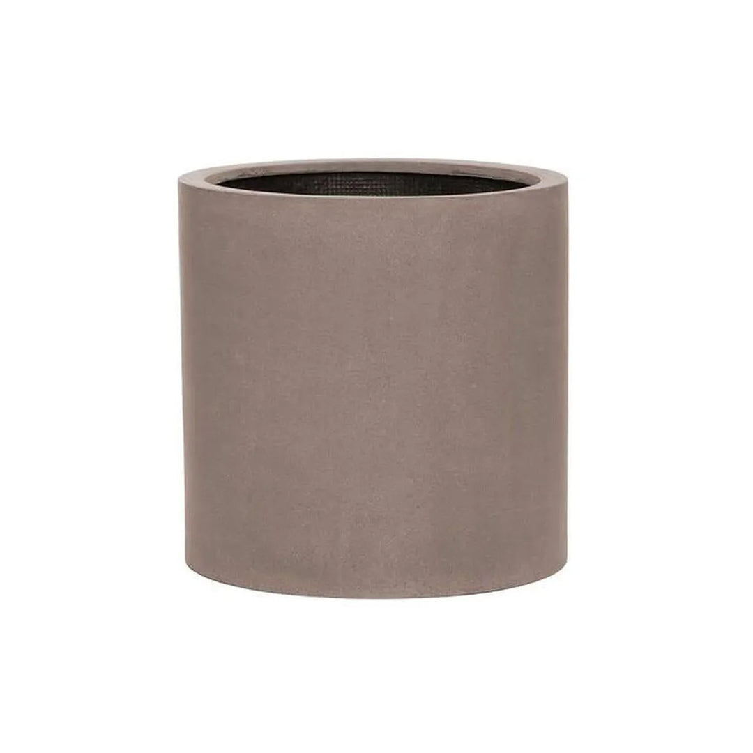 Max L, Taupe