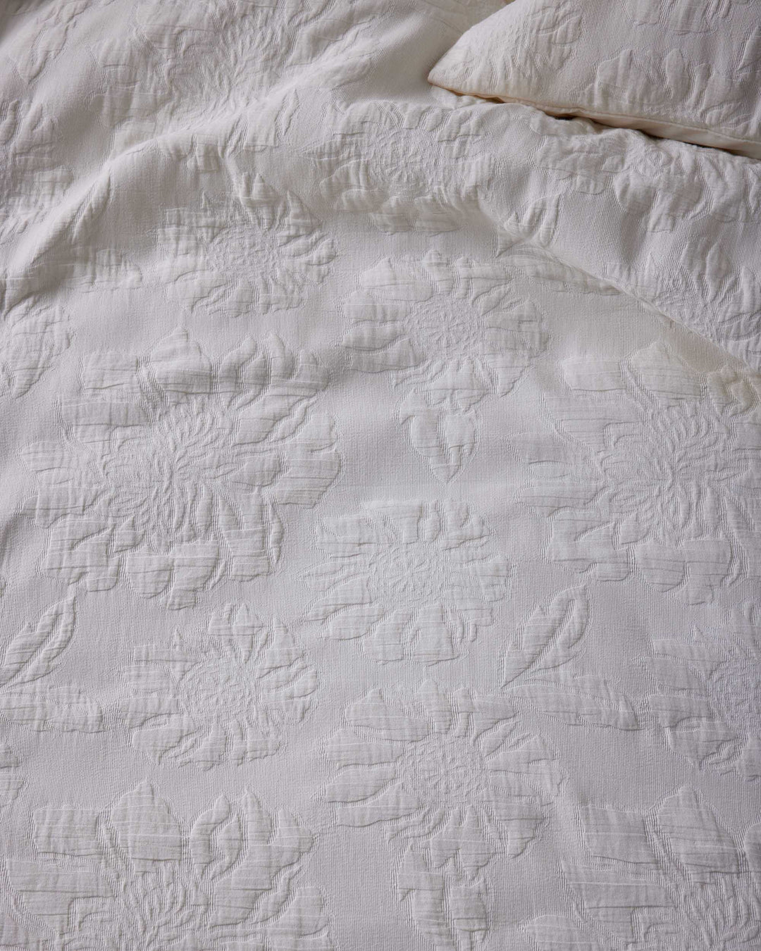 Essenza | Philippine Dekbedovertrek - 2p set 240x220+2/60x70, Vanille