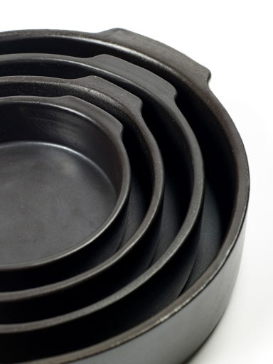 Serax - Pascale Naessens - OVENSCHOTEL S ZWART PURE