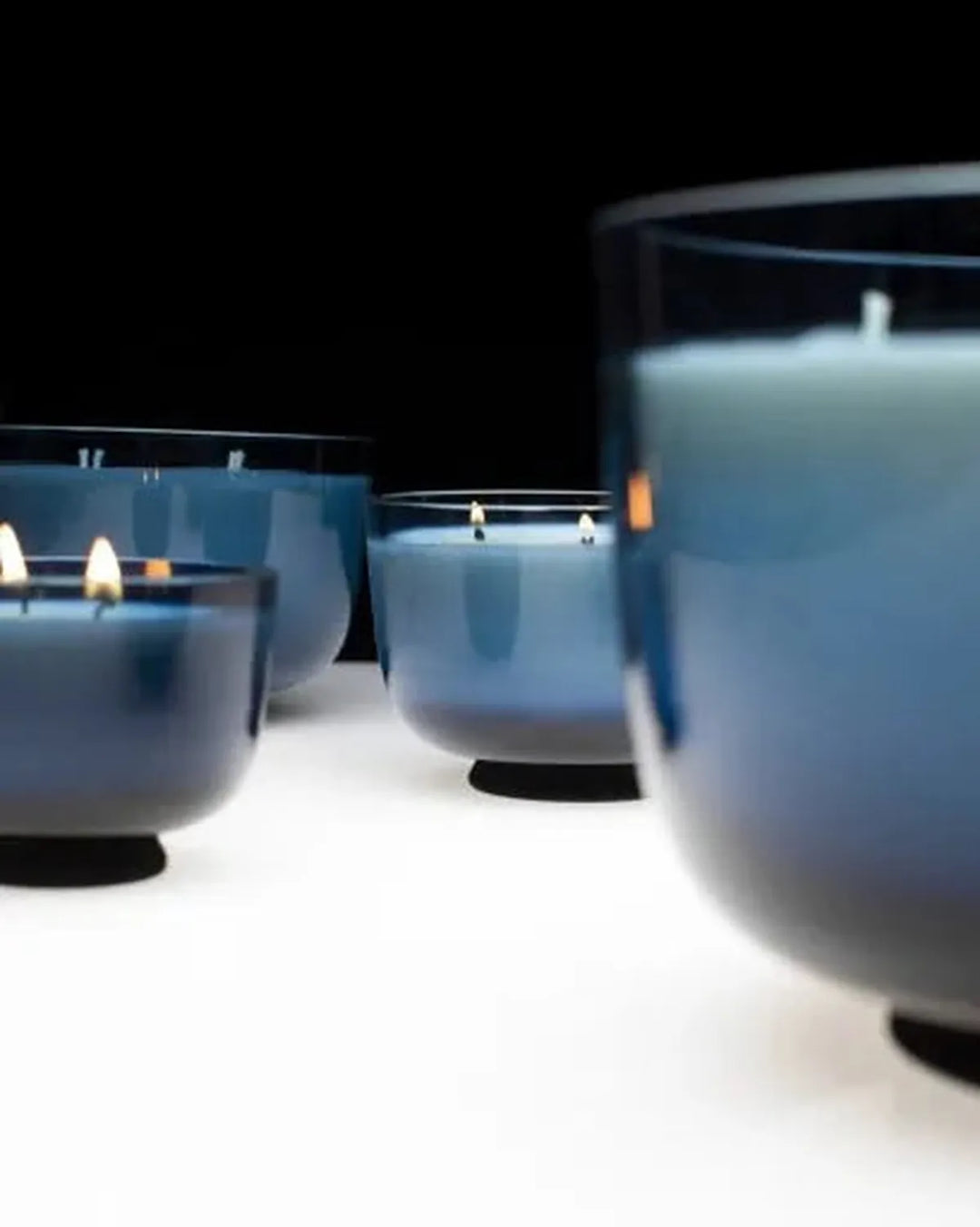Serax - Vincent Van Duysen - Geurkaars L Donkerblauw Panarea