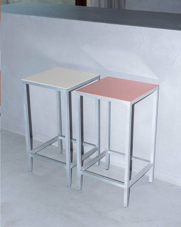 Valerie Objects - muller van severen - Barkrukken Barkruk M Roze