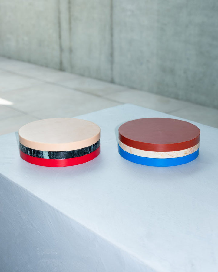 Valerie Objects - muller van severen - Dienbladen Three Circles Rood/Bruin/Roze