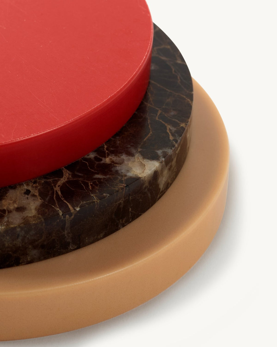 Valerie Objects - muller van severen - Dienbladen Three Circles Rood/Bruin/Roze