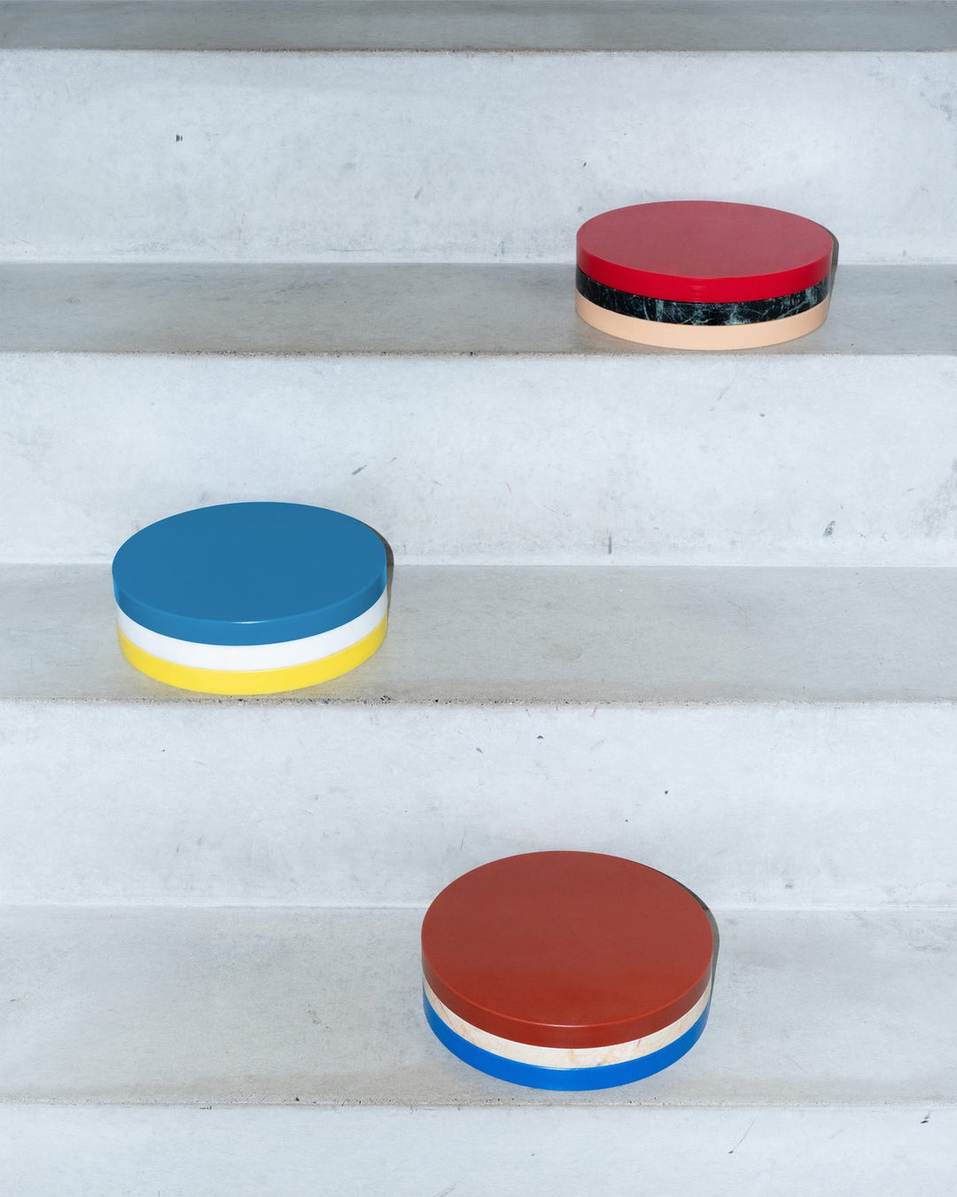 Valerie Objects - muller van severen - Dienbladen Three Circles Geel/Wit/Lichtblauw