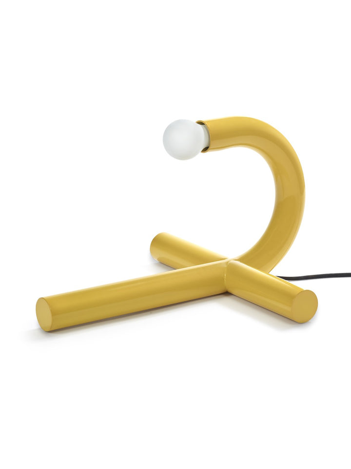 Valerie Objects - Piovenefabi - Tafellamp Geel La Tre E Mezzo Gialla