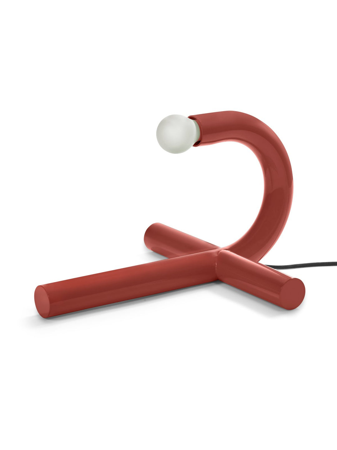 Valerie Objects - Piovenefabi - Tafellamp Rood La Tre E Mezzo Rossa